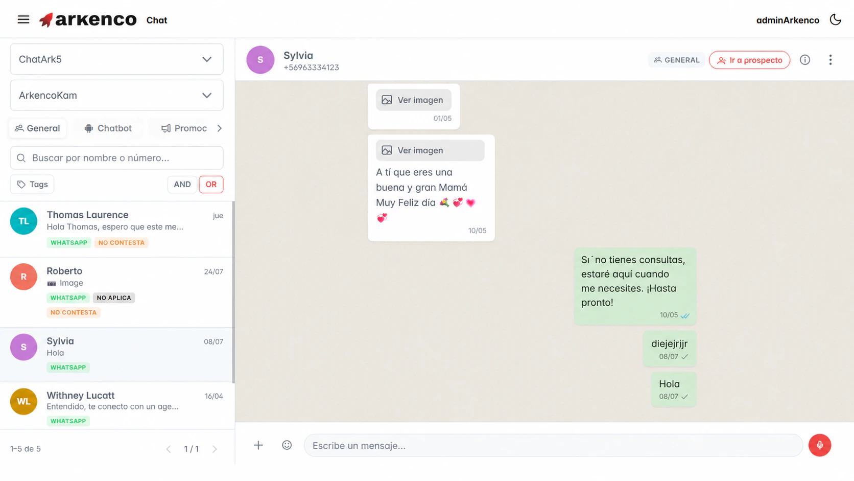 Vista del chat Arkenco para gestionar conversaciones de WhatsApp
